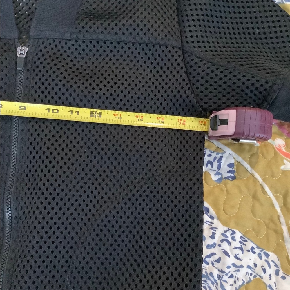 FABLETICS zip up - Picture 3 of 4